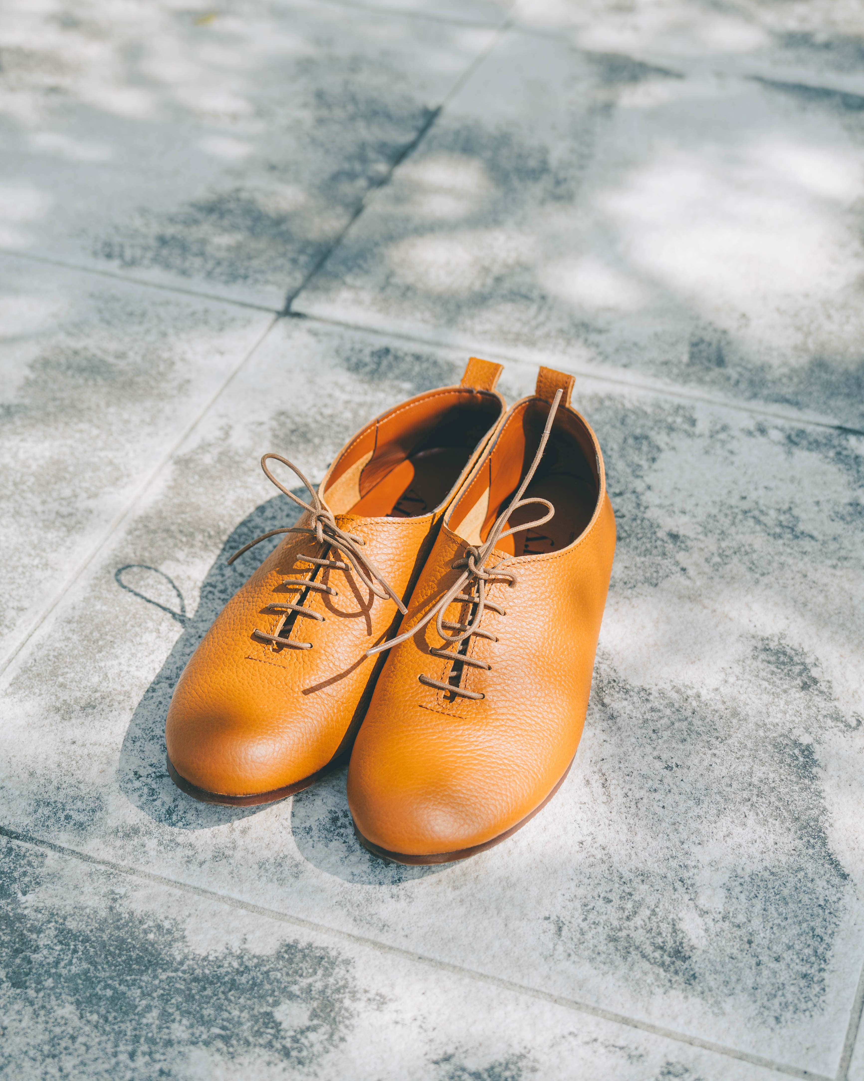 Artisan Lace Ups - Retro Camel