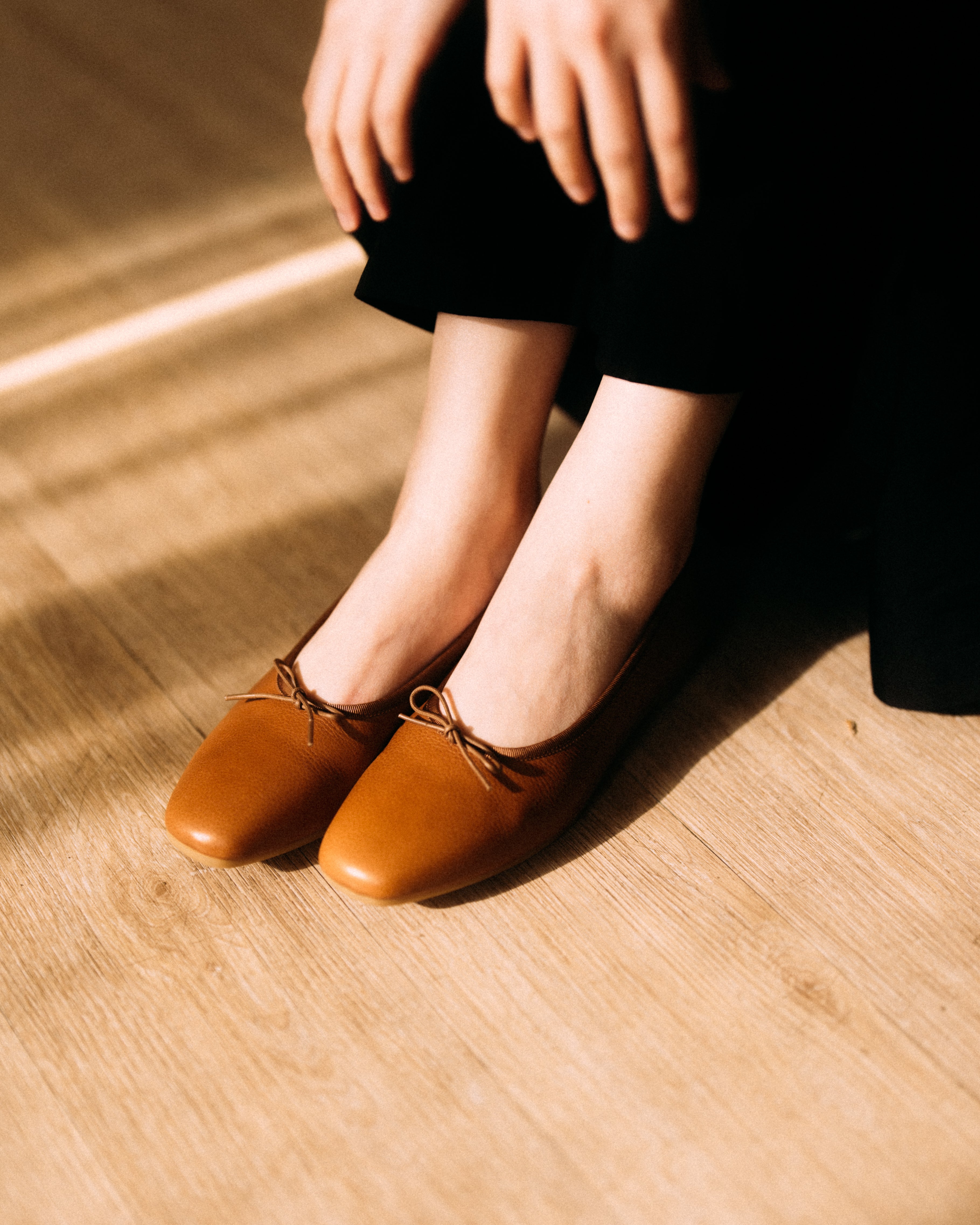 Flora Ballet Flats - Retro Camel