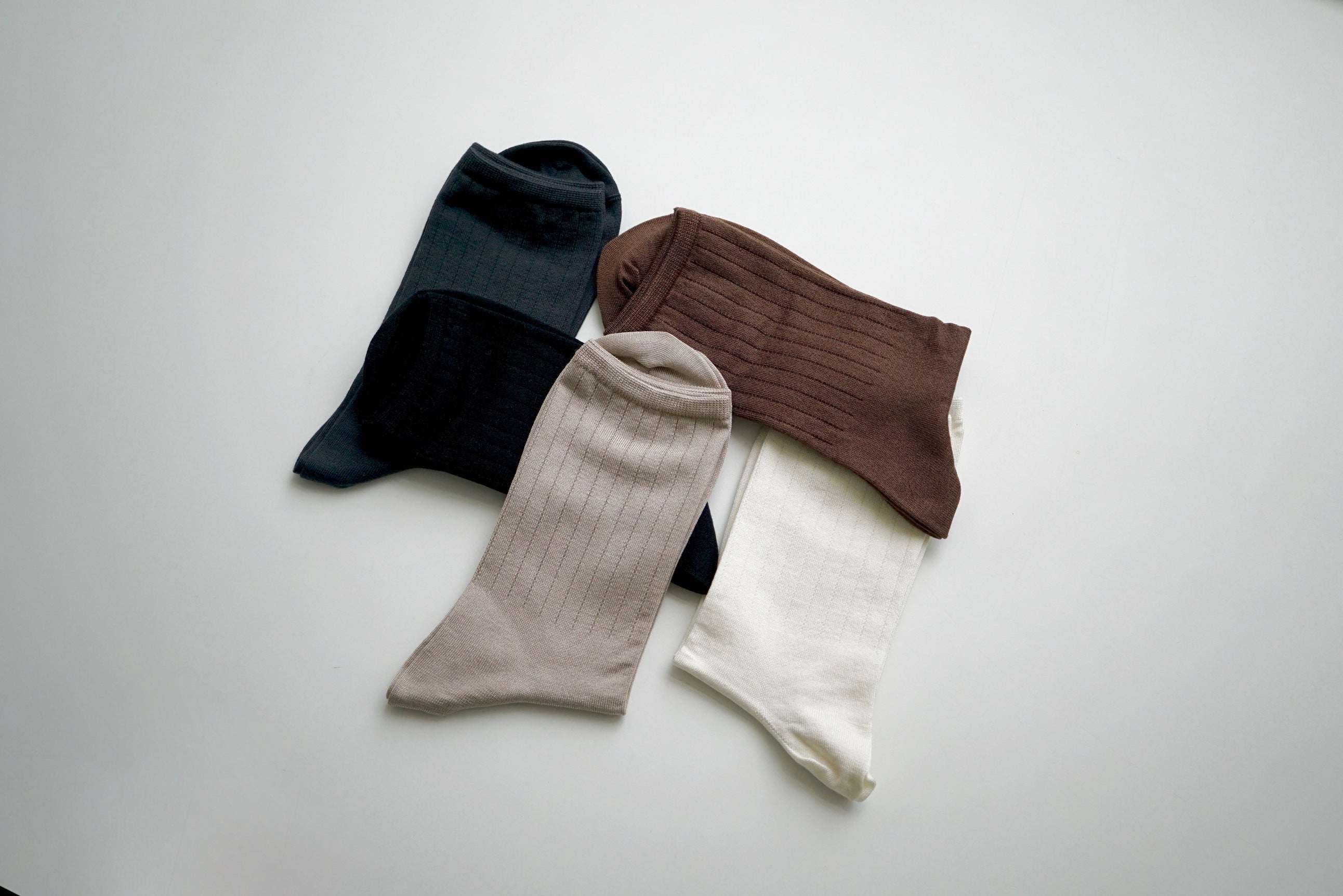 Smooth Silk Socks