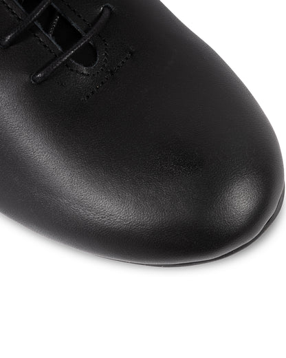 Artisan Lace Ups - Classy Black