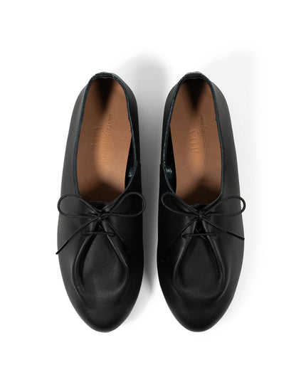 Gracie Lace Ups - Classy Black
