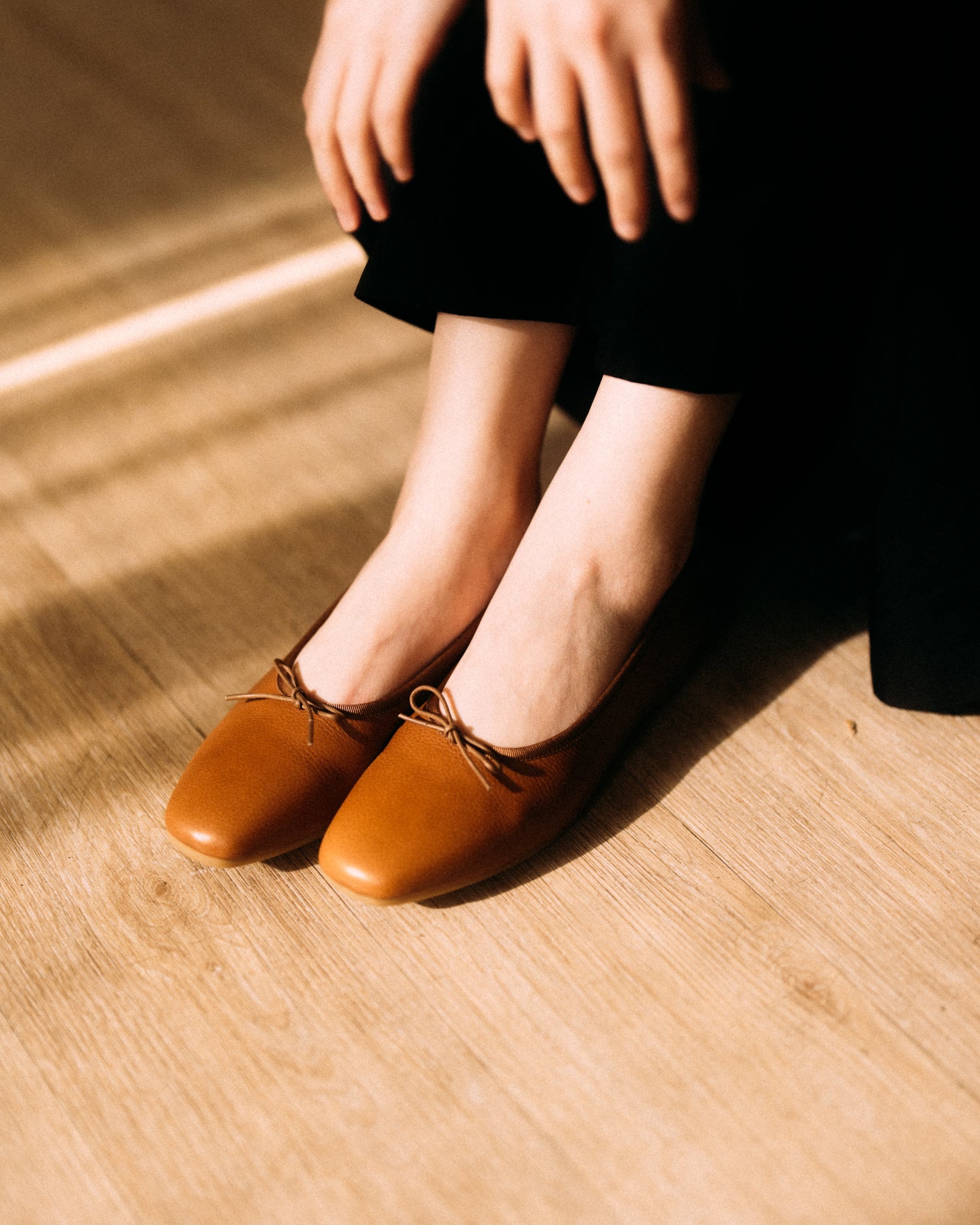 Flora Ballet Flats - Retro Camel