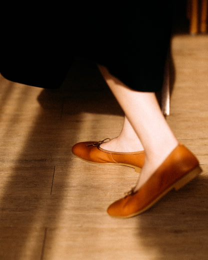 Flora Ballet Flats - Retro Camel